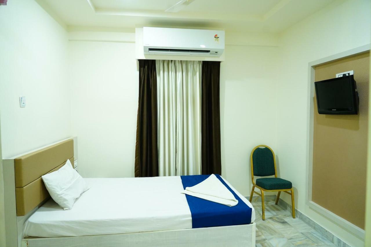 Hotel Swagath Grand Miryalaguda Miriālgūda 外观 照片