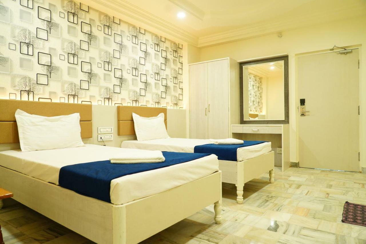 Hotel Swagath Grand Miryalaguda Miriālgūda 外观 照片